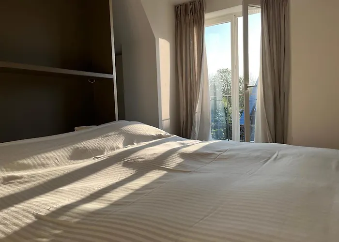 Florence ヴィラ オステンド